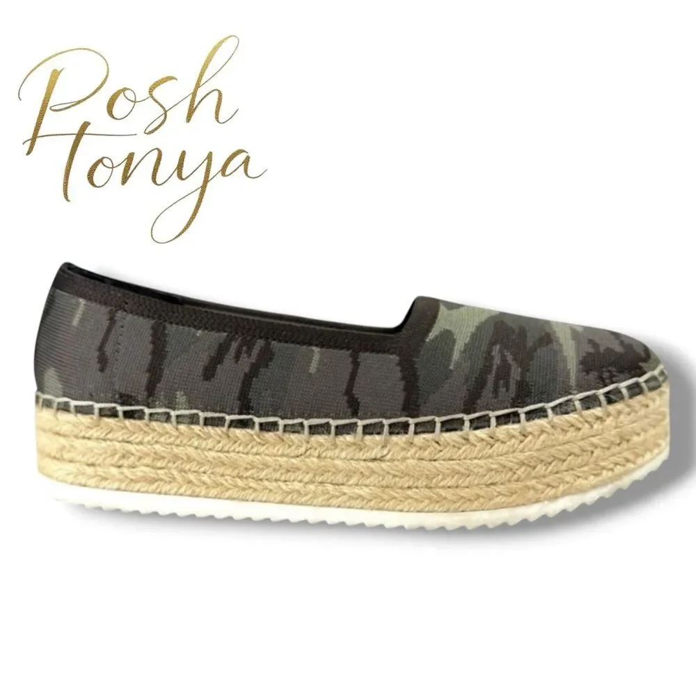 Gianni Bini Shyleah Platform Espadrilles Green Camo Slip On Shoes Size 6 Coastal